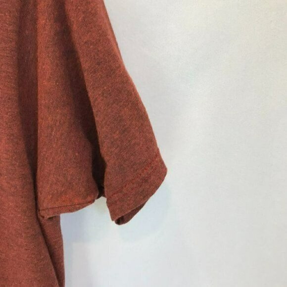 Quiksilver Men's Short Sleeve Pullover Crew Neck Tee Size Small in Cranberry Red - Picture 4 of 6